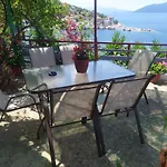 Georgia's Holiday home *